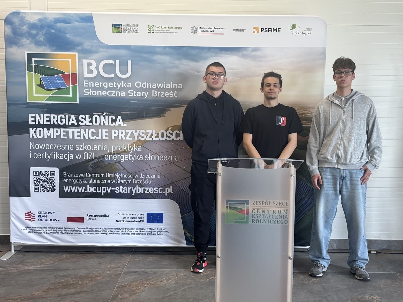 Wielki sukces uczniów Zespołu Szkół Inżynierii Środowiska i Usług! Karol, Kacper i Michał w finale Ogólnopolskiego Konkursu OZE [ Szkoły i uczelnie ]