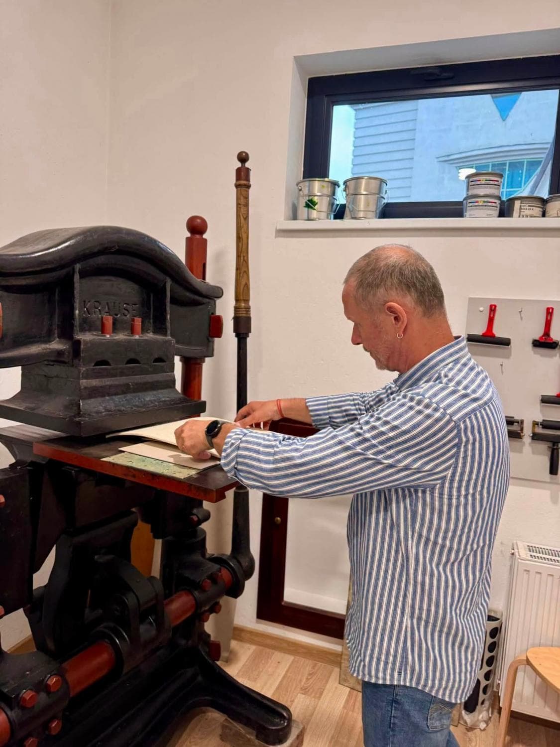 Trzy dekady historii zapisanej drukiem 03.07.2026 Wczorajszym wernisażem wystawy „Ślad, litera, piksel” rozpoczęło się świętowanie 30-lecia Muzeum Drukarstwa w Cie...