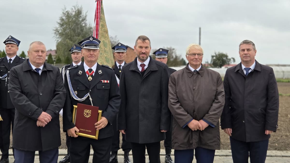 Najwyższe odznaczenie - Medal "Zasłużony dla Powiatu Kaliskiego" nadano Jednostce OSP w Borowie!