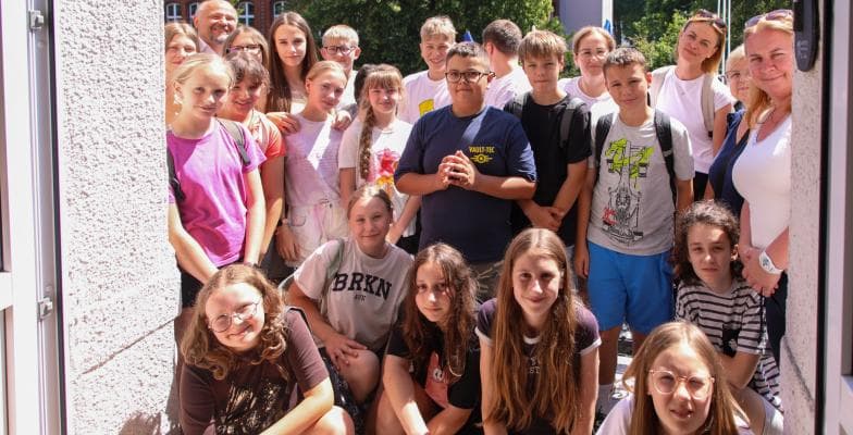 Piątoklasiści z Piasku odwiedzili Starostwo Powiatowe