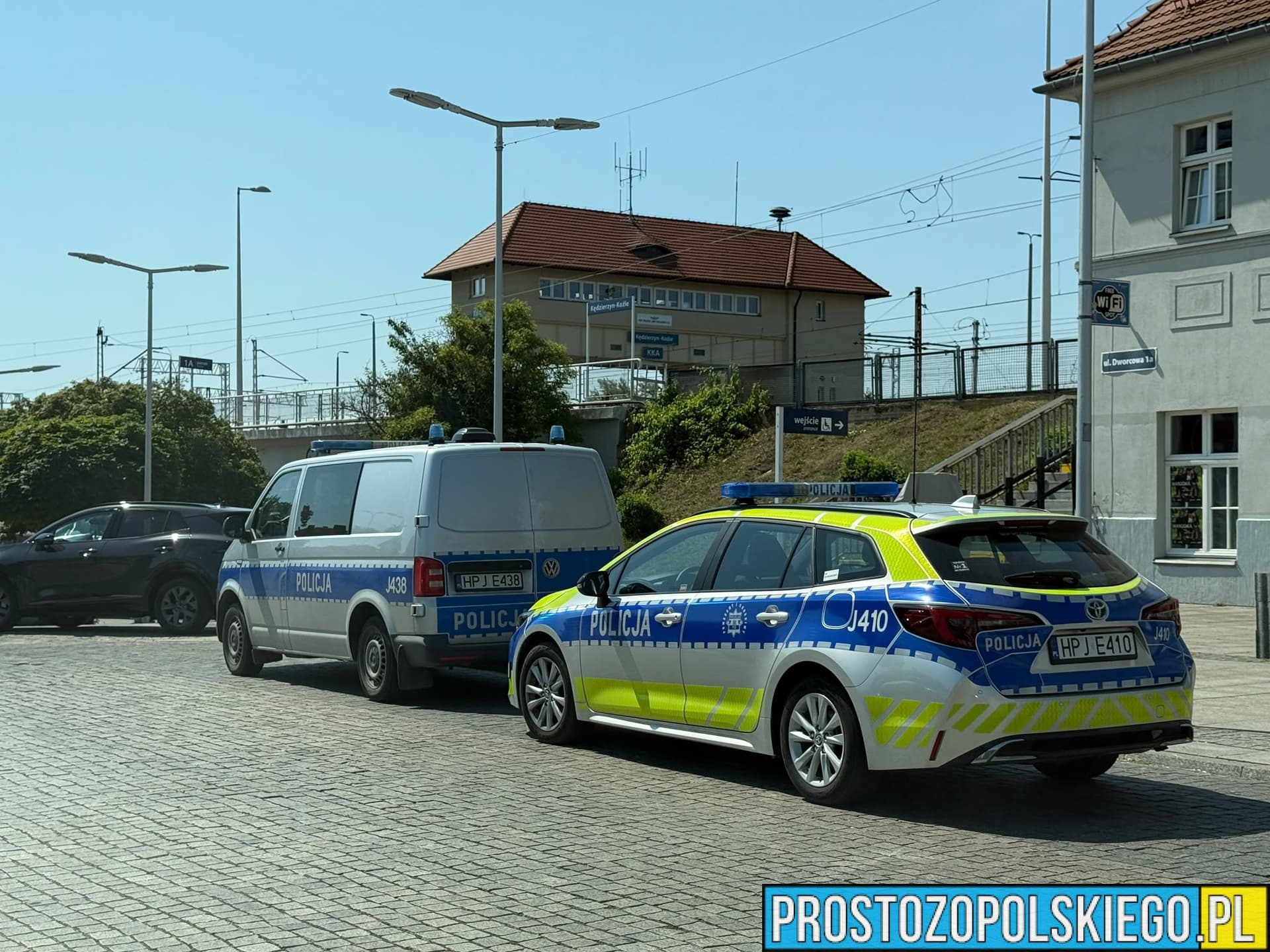 Mężczyzna spadł z wiaduktu kolejowego w Kędzierzynie-Koźlu. Trwa wyjaśnianie okoliczności zdarzenia