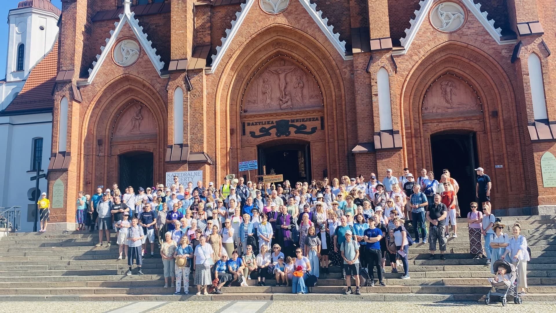 RELIGIA Wyruszyła pielgrzymka do sanktuarium Matki Bożej w Juchnowcu