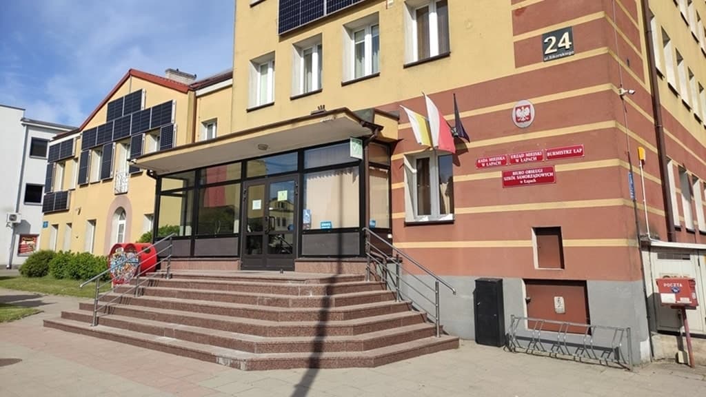 ŁAPY Rewitalizacja w Łapach. Więcej zieleni i miejsca przyjazne dla dzieci, młodzieży i seniorów