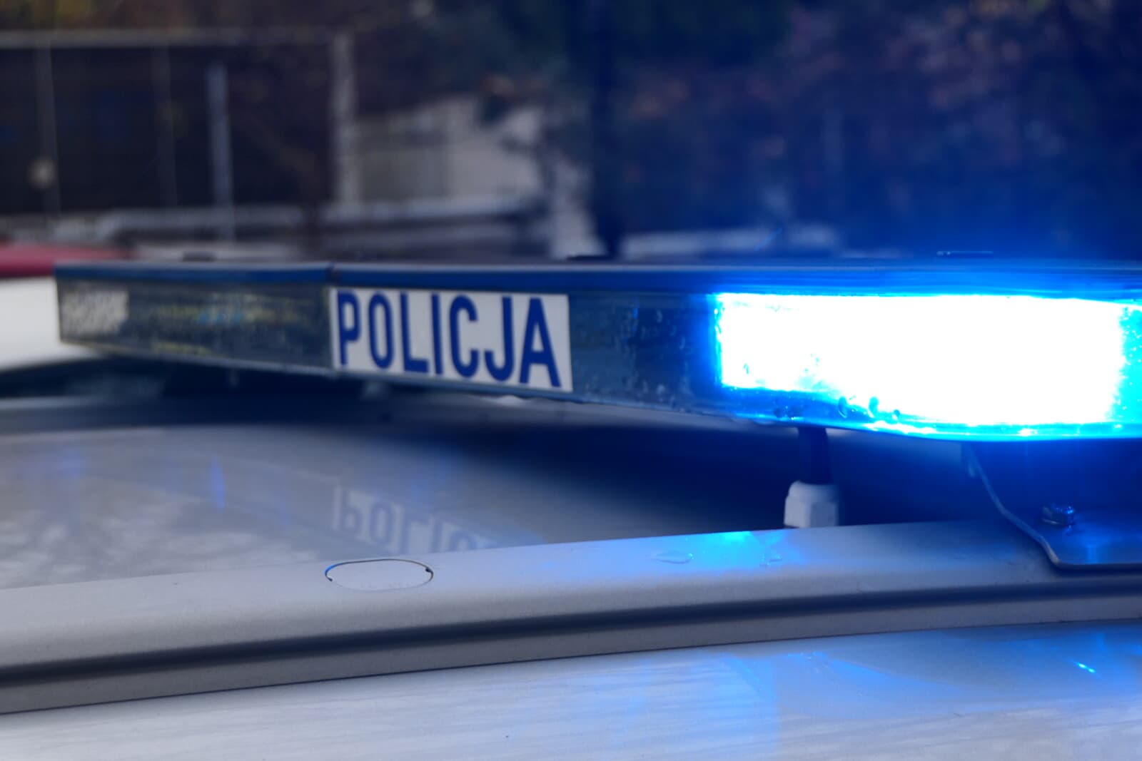 Złodziej z Żor już w rękach policji. Złapano go, bo kradzieży dokonał… pod okiem kamery [WIDEO]