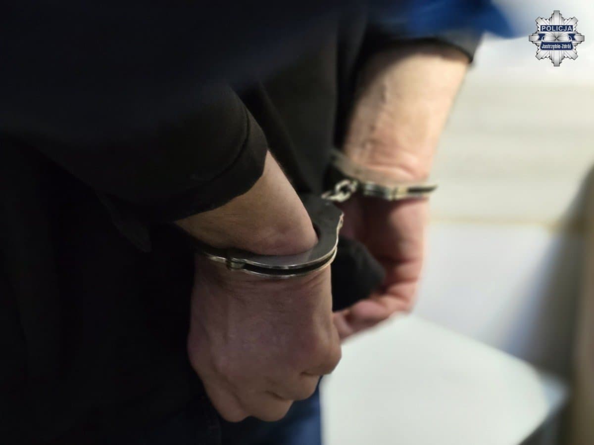 34-latek znęcał się nad żoną. Zatrzymali go policjanci z Jastrzębia. Przemocowiec został aresztowany