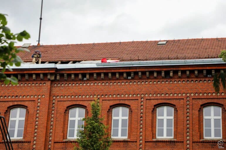 Remont w „Chrobrym” trwa. Prace zakończą się przed nowym rokiem szkolnym