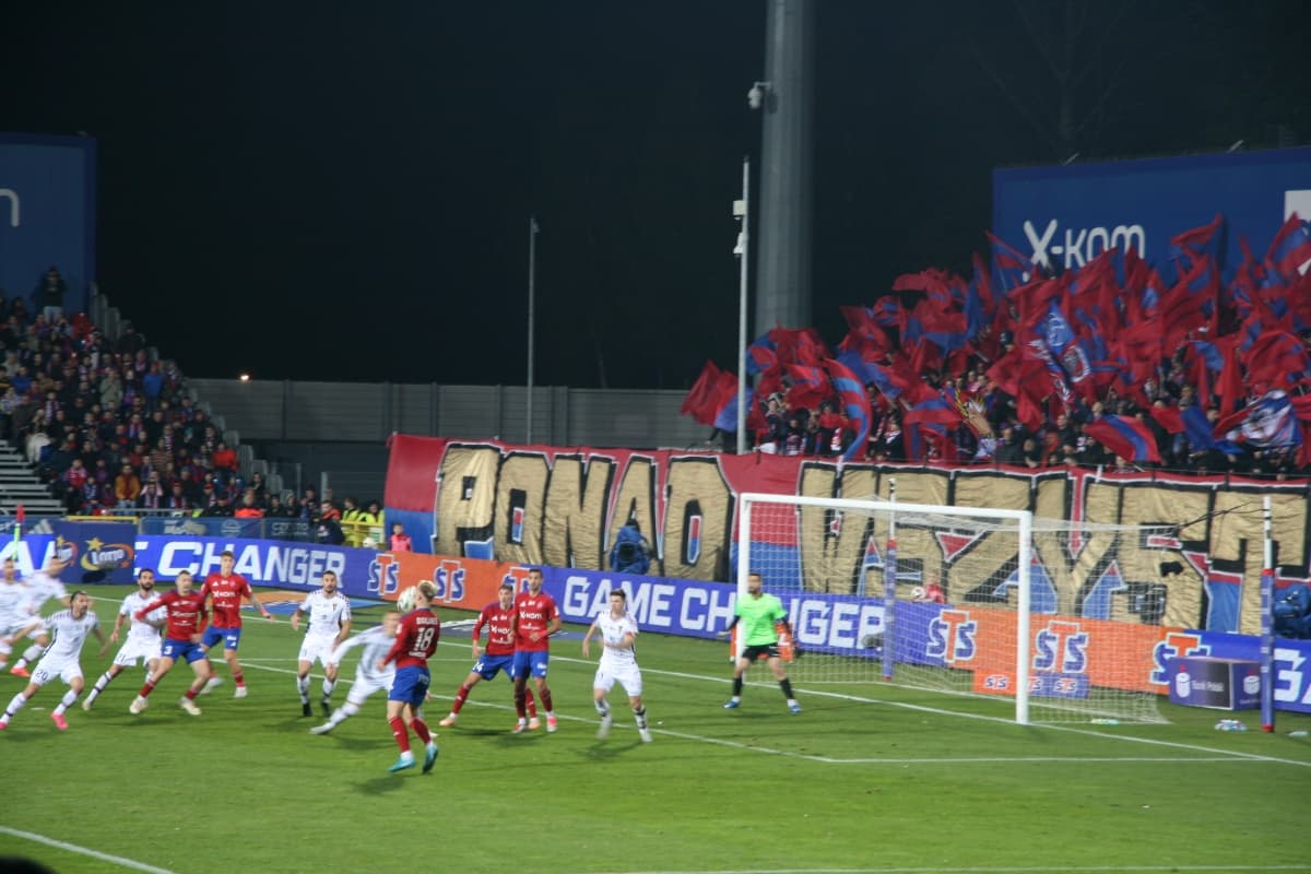 Stadion Rakowa Częstochowa: planów budowy obiektu na terenach dawnego Elanexu nie skonsultowano z konserwatorem zabytków