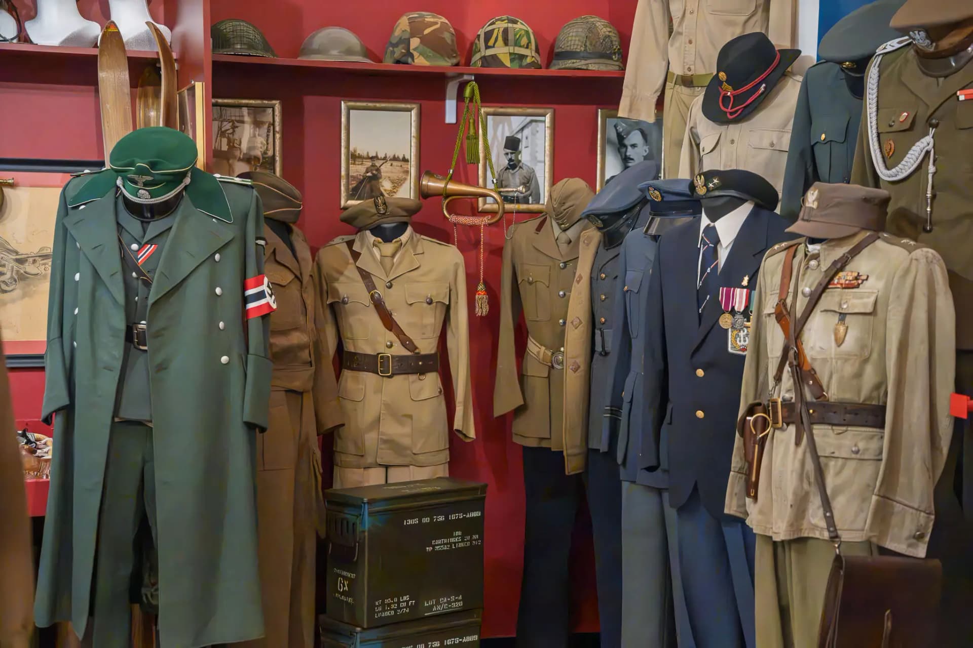 ?Biecz w mundurach?. Historia miasta zapisana w wojskowym suknie