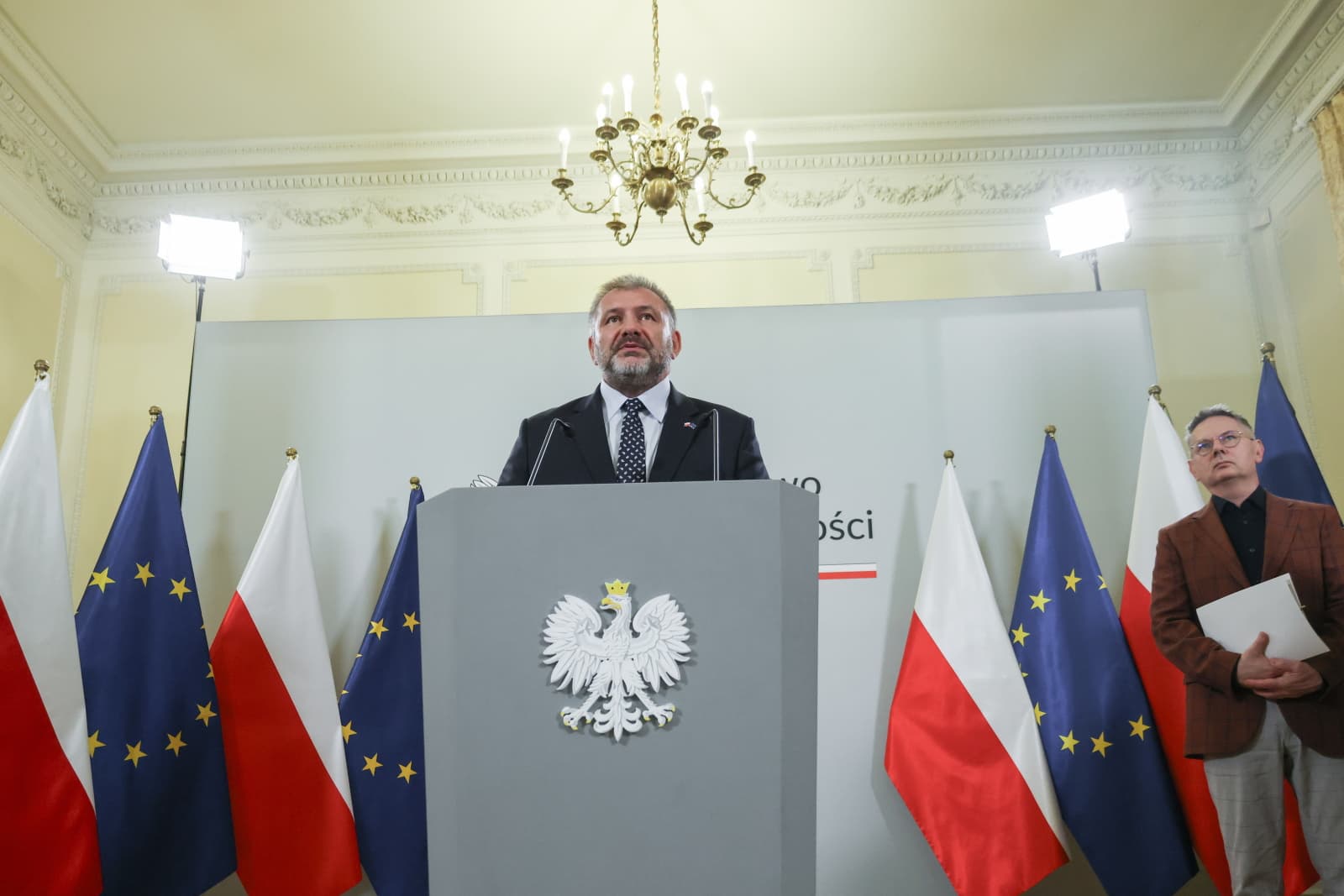 Węgry cofnęły status uchodźcy Marcinowi Romanowskiemu i Zbigniewowi Ziobrze
