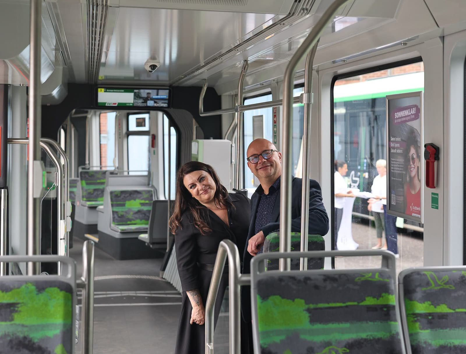 „Słubice” wyjechały na tory. We Frankfurcie nad Odrą ochrzczono nowy tramwaj (foto)
