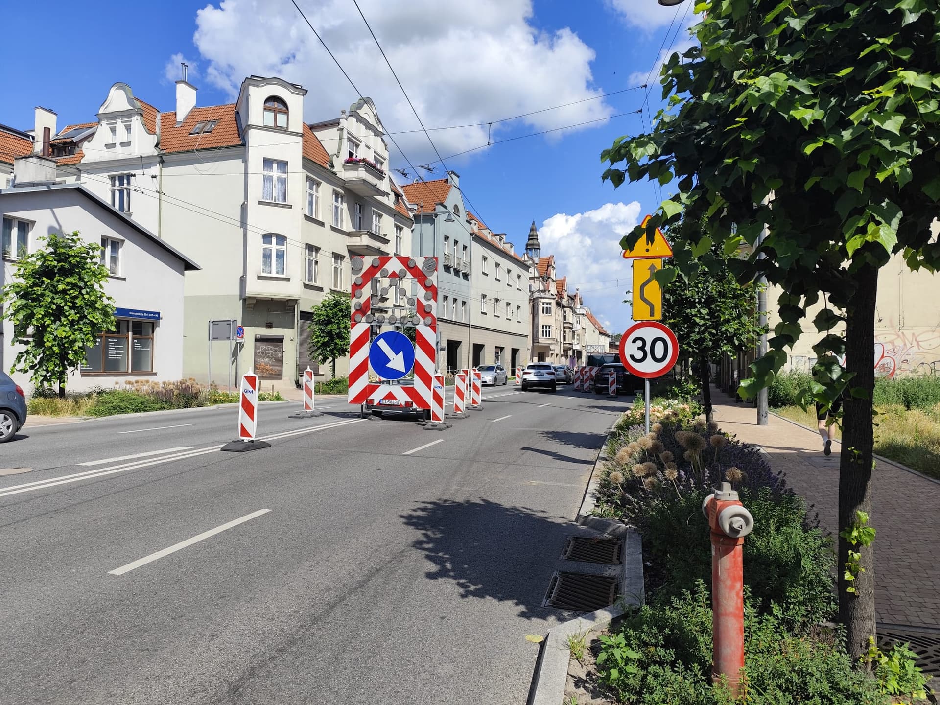 Awaria kanalizacji sanitarnej. Zmiana organizacji ruchu na Al. Niepodległości w Sopocie