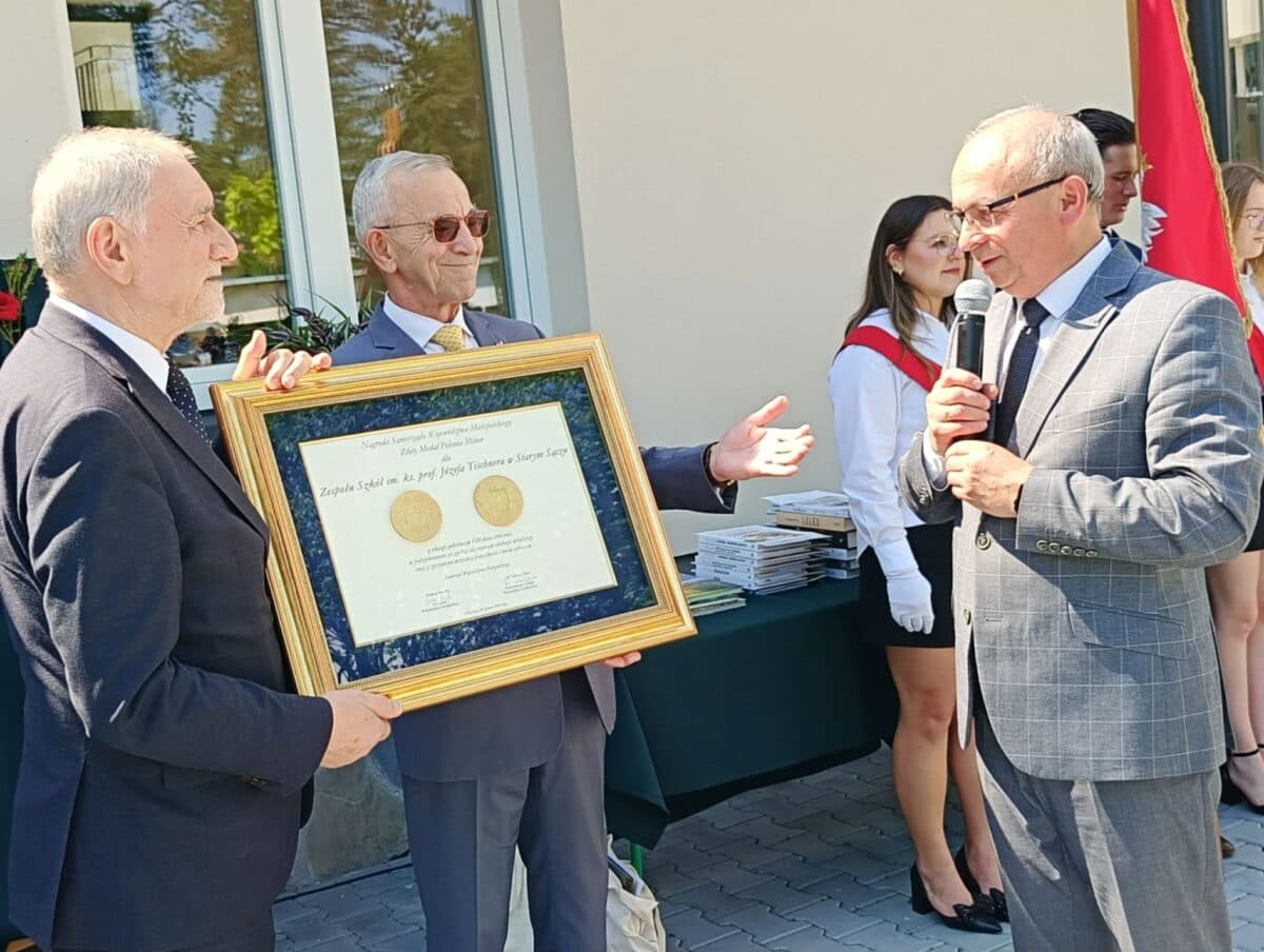 Jubileusz 120-lecia i sukcesy uczniów. Wyjątkowe zakończenie roku w „Tischnerze”
