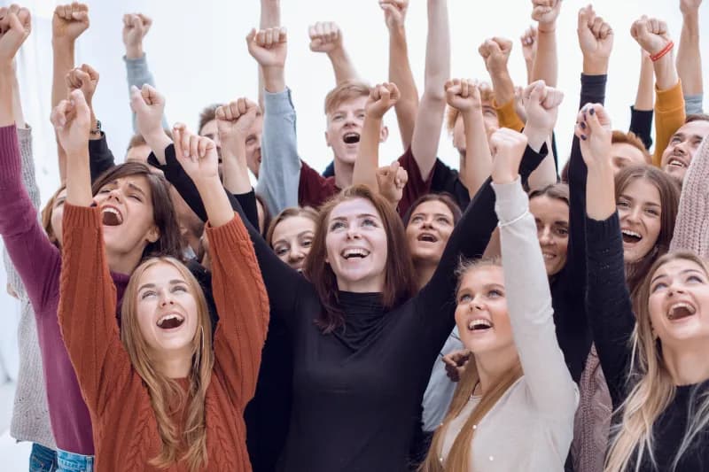 Uczniowie ostrowskich szkół rozpoczynają wakacje