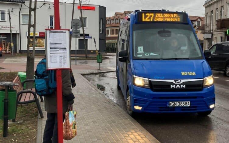Zmiana trasy linii L27 na czas wakacji