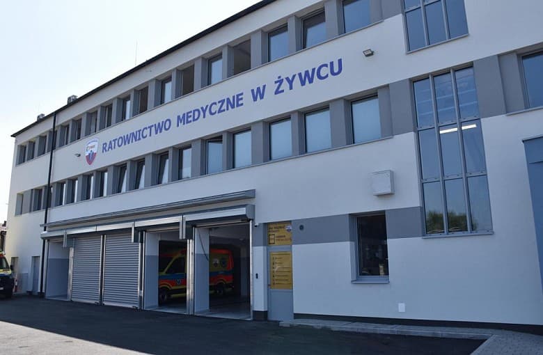 Powiat Żywiecki zakończył termomodernizację siedziby Ratownictwa Medycznego w Żywcu