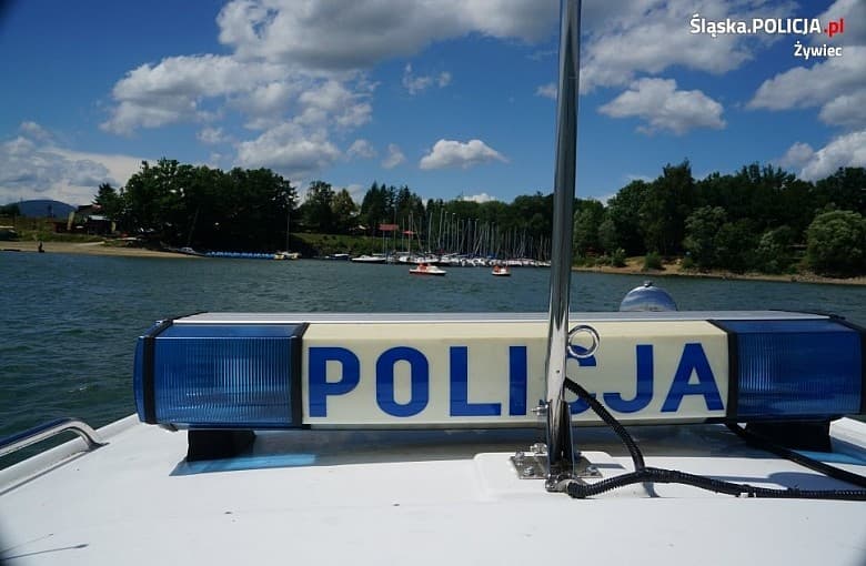 Pijani na rowerkach wodnych! Patrol wodny interweniował na Jeziorze Międzybrodzkim