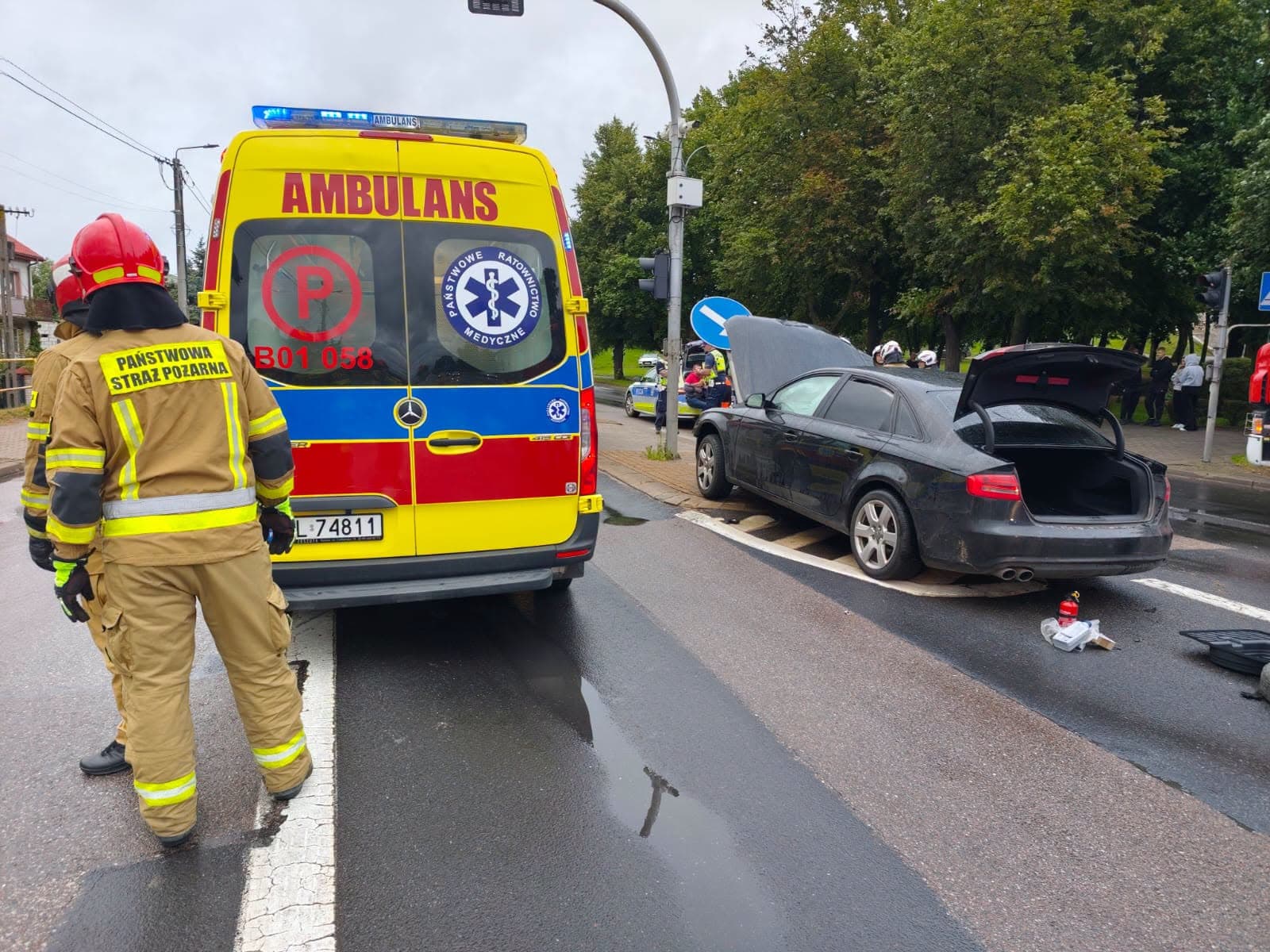 Zderzenie dwóch samochodów w Piątnicy [FOTO]
