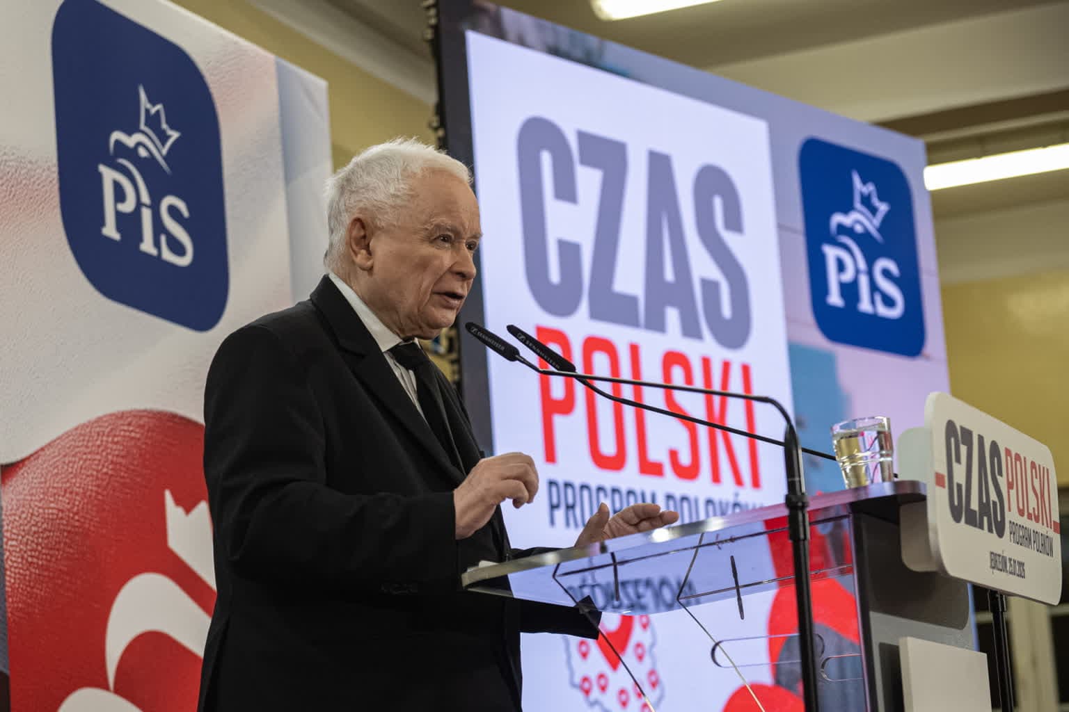 Prokuratura umorzyła śledztwo ws. Dwóch Wież