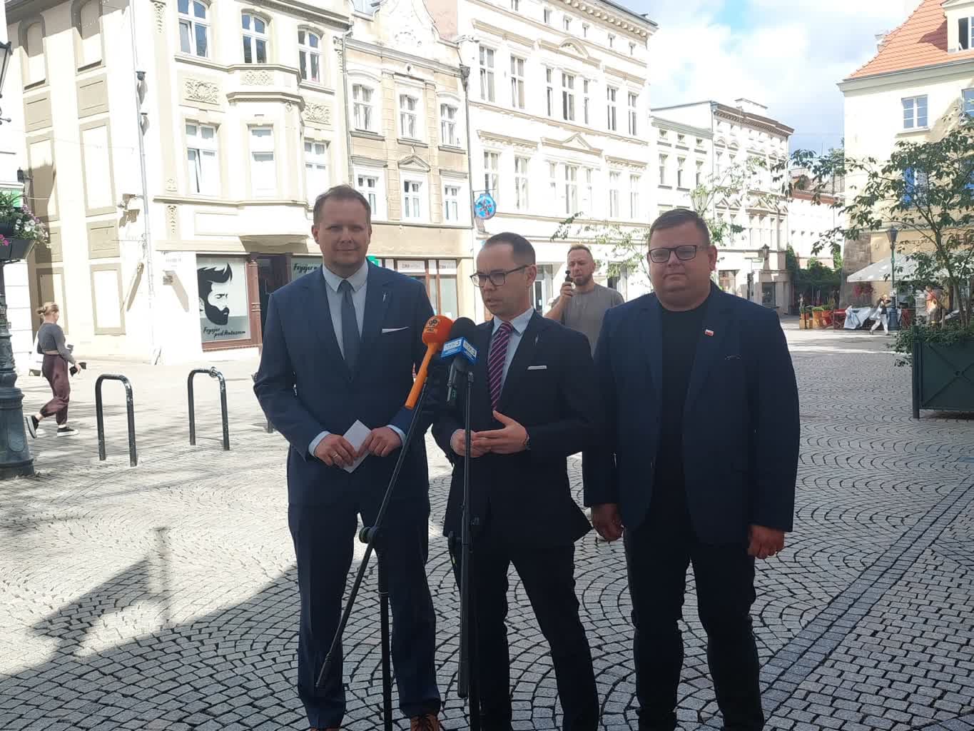 Działacze Konfederacji o nowej siedzibie dla Straży Granicznej w Zielonej Górze