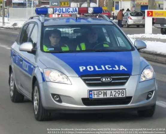 Kilka błędów przed urlopem mogą kosztować cały dorobek - policja ostrzega