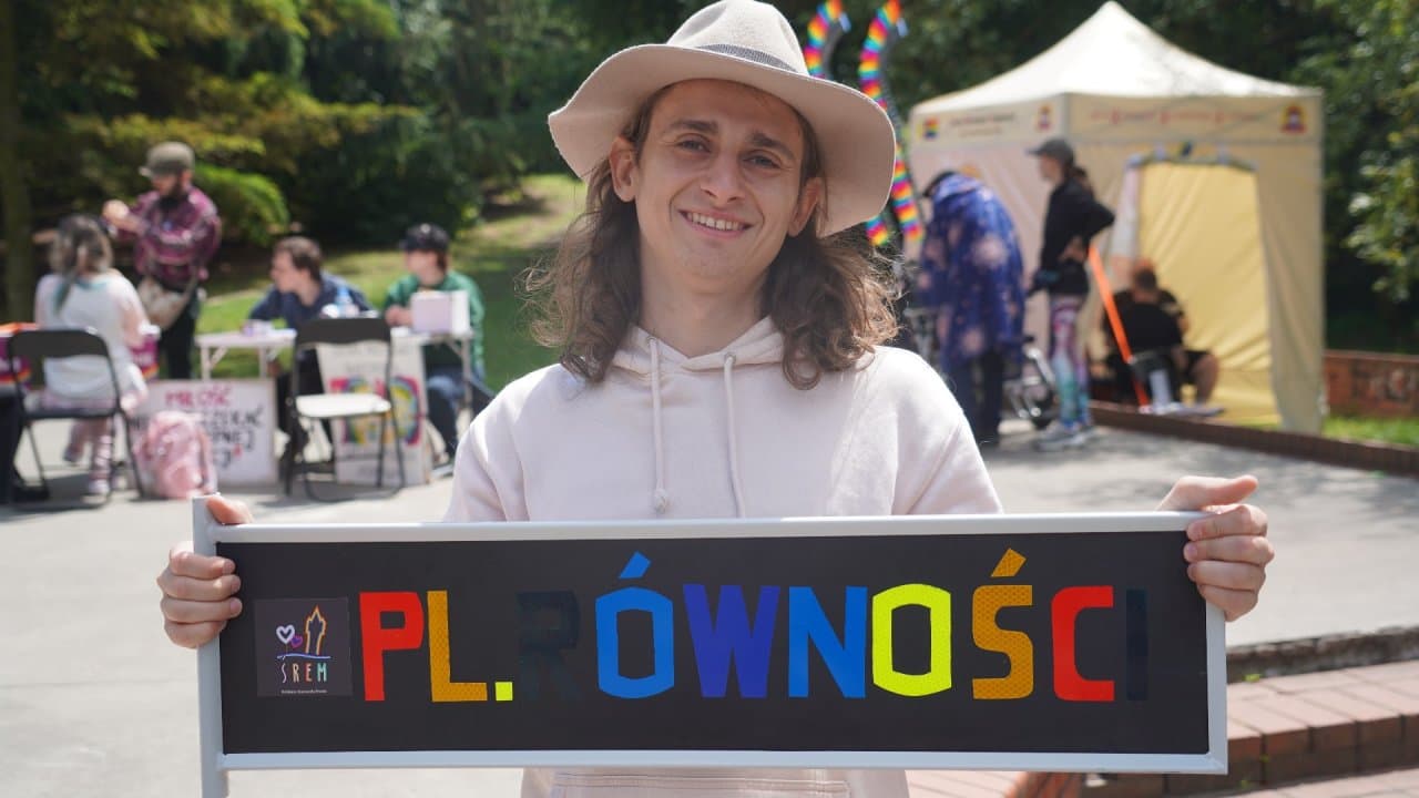 Piknik Równości w Kaliszu - "Uważamy, że bezpieczeństwo to nie jest przywilej poszczególnych grup czy grupy szczególnych"