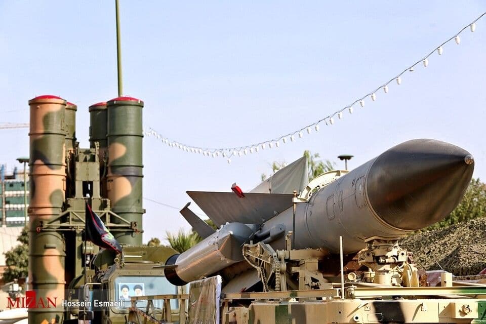 Iran przeprowadził ataki na bazy USA w Omanie i Katarze
