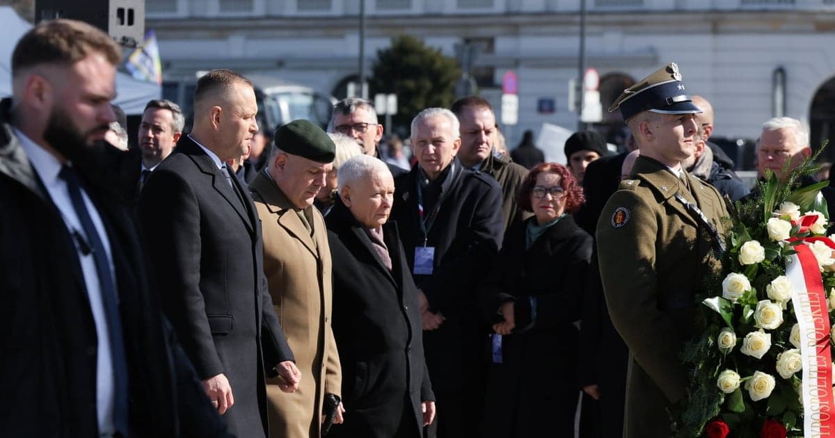 „Dość tych kłamstw”. Incydenty podczas rocznicy katastrofy smoleńskiej