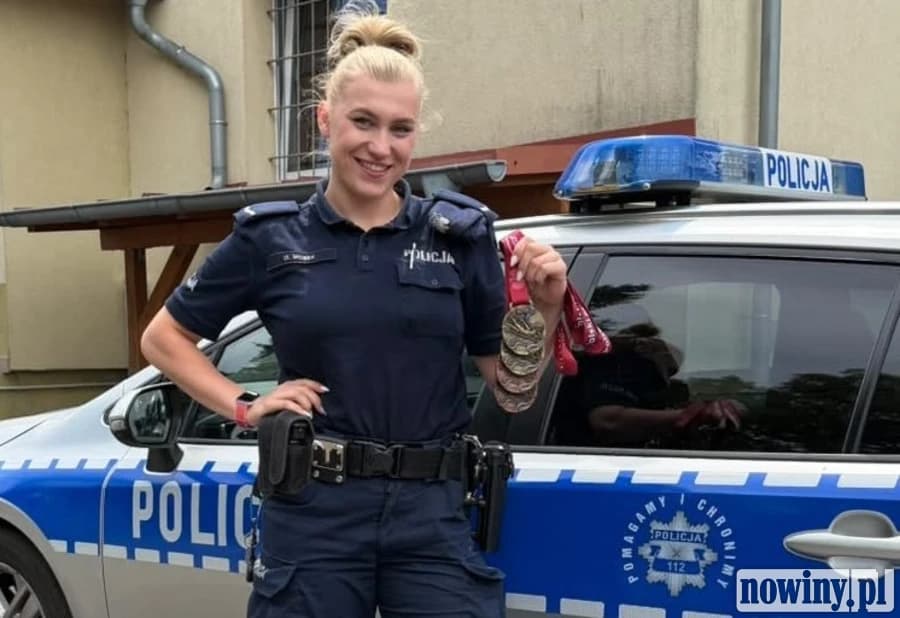 Cztery medale pani sierżant. Dzielnicowa z Kietrza pływacką mistrzynią masters