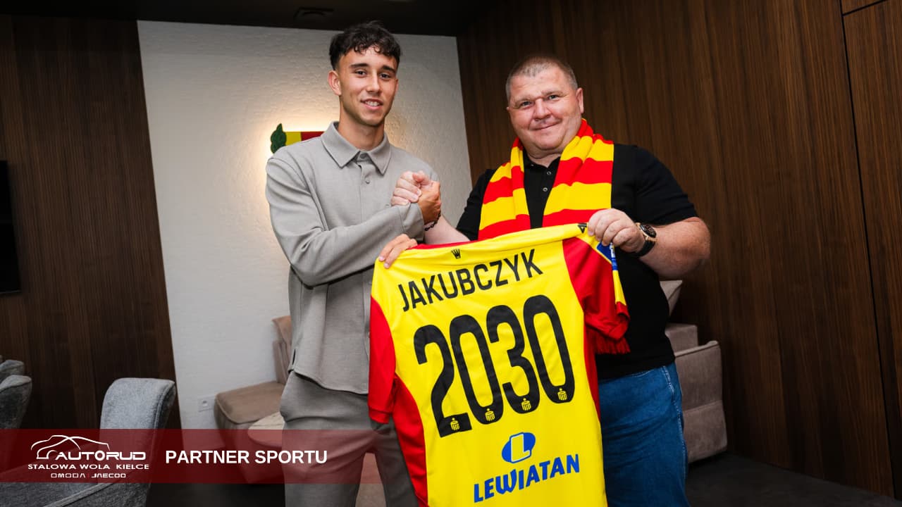 SPORT Kamil Jakubczyk nowym piłkarzem Korony Kielce!