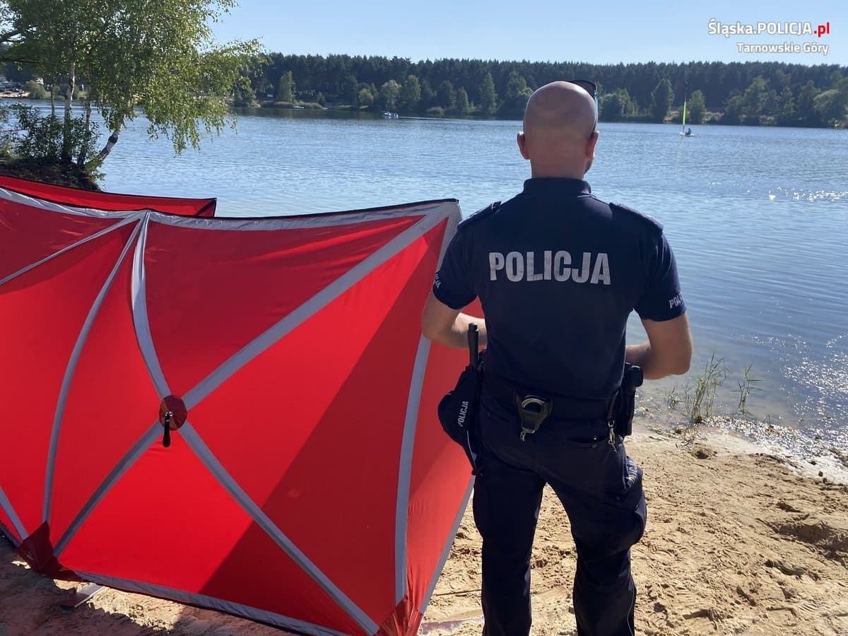 Parawan i służby nad Jeziorem Rusałka. Nie żyje mężczyzna