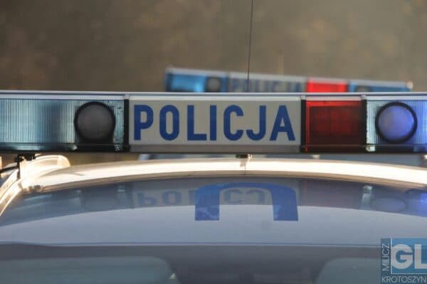 19-letni Kolumbijczyk dachował na krajówce. Był pod wpływem alkoholu