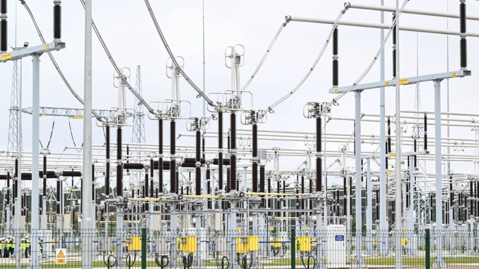 19:10 Stacja elektroenergetyczna Choczewo przyjęła pierwszą moc z morskiej farmy wiatrowej Baltic Power