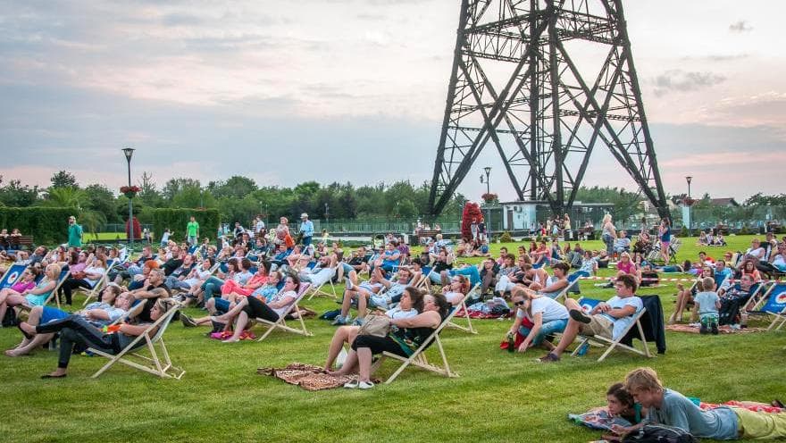 Letnie Kino Plenerowe przy Radiostacji. Co w repertuarze na najbliższą niedzielę?