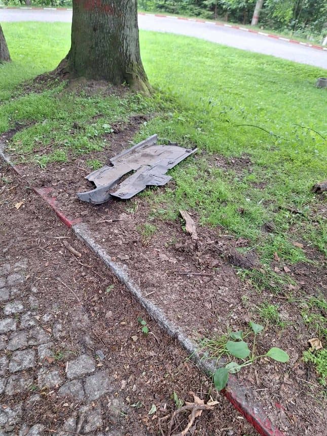 N 6 Syf i nieporządek w kultowym, rajdowym miejscu