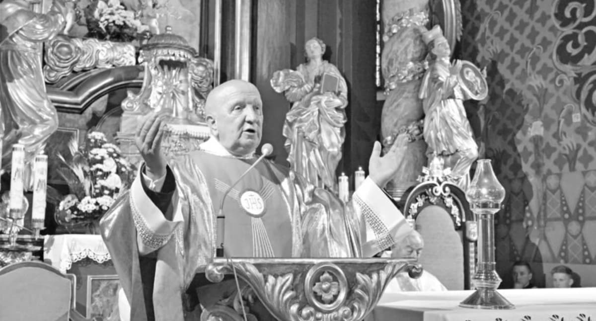 Odszedł ks. infułat Władysław Fidelus. Pochodzący z Zembrzyc kapłan miał 85 lat