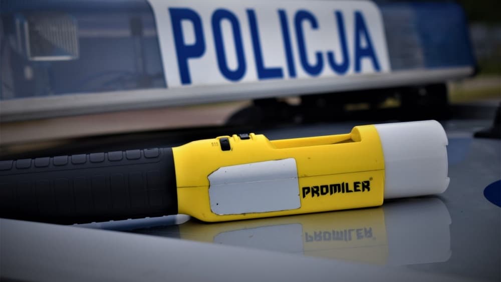 Pijane kobiety za kierownicą