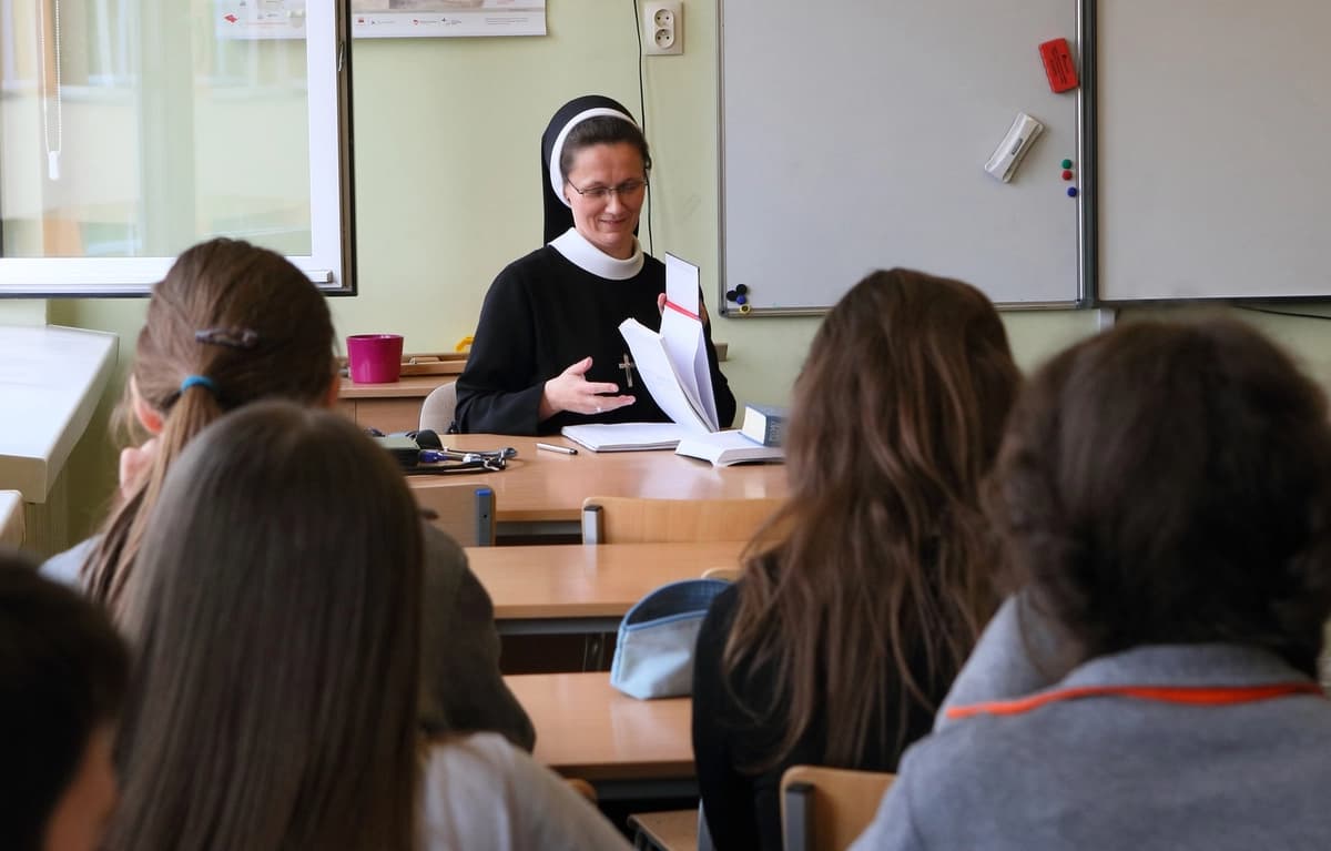 Ponad 4500 katechetów straciło pracę