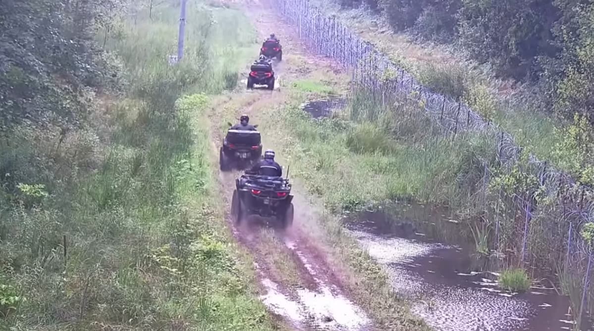 Quady na pasie granicznym przy granicy z Rosją. Wśród zatrzymanych mieszkaniec powiatu bialskiego