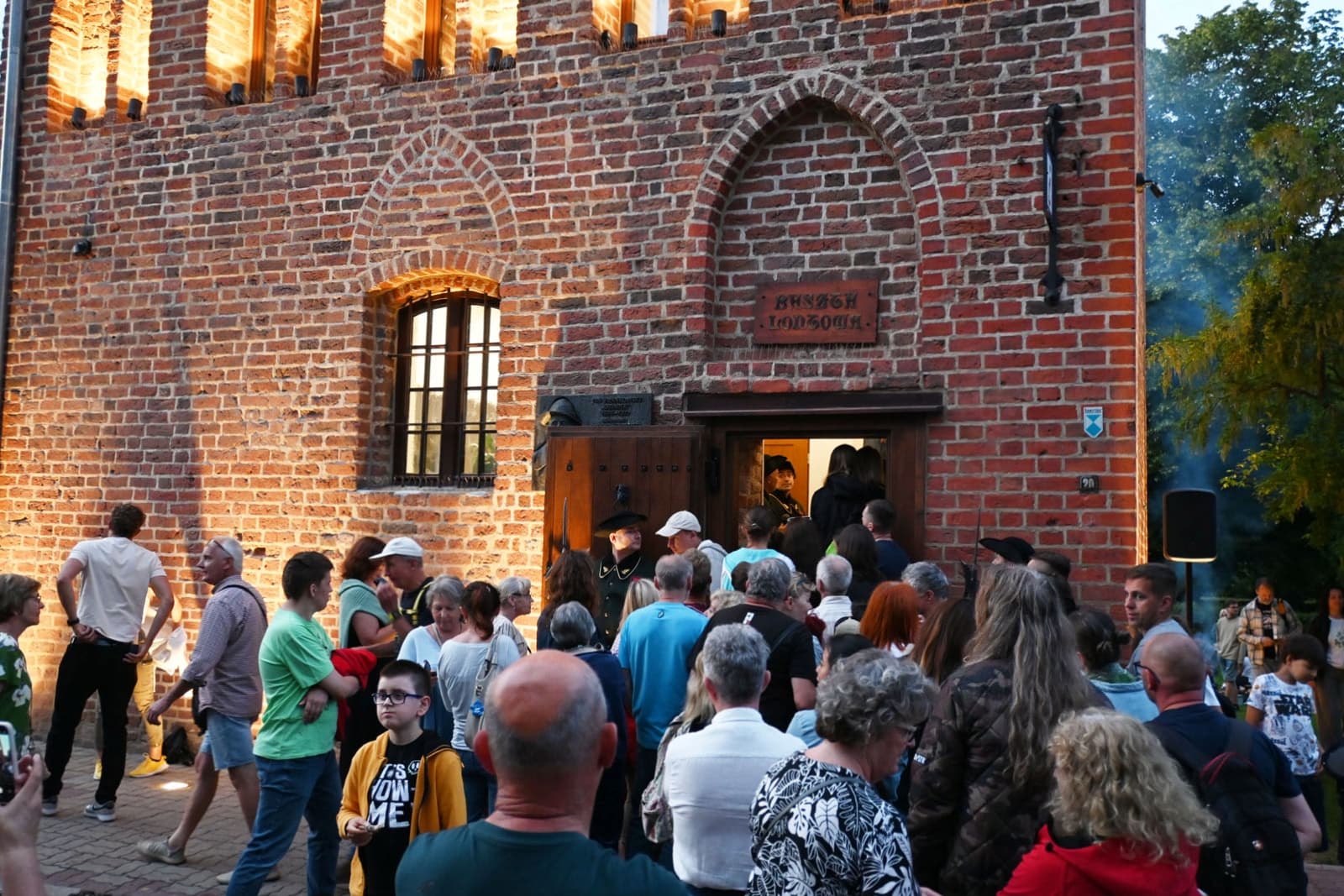 Straż Nocna zaprasza na wieczorne zwiedzanie Kołobrzegu