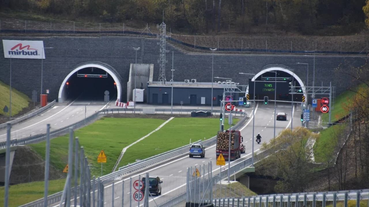 Wakacyjny paraliż na granicy? Słowacy całkowicie zamykają ważny odcinek autostrady D3 przy Zwardoniu