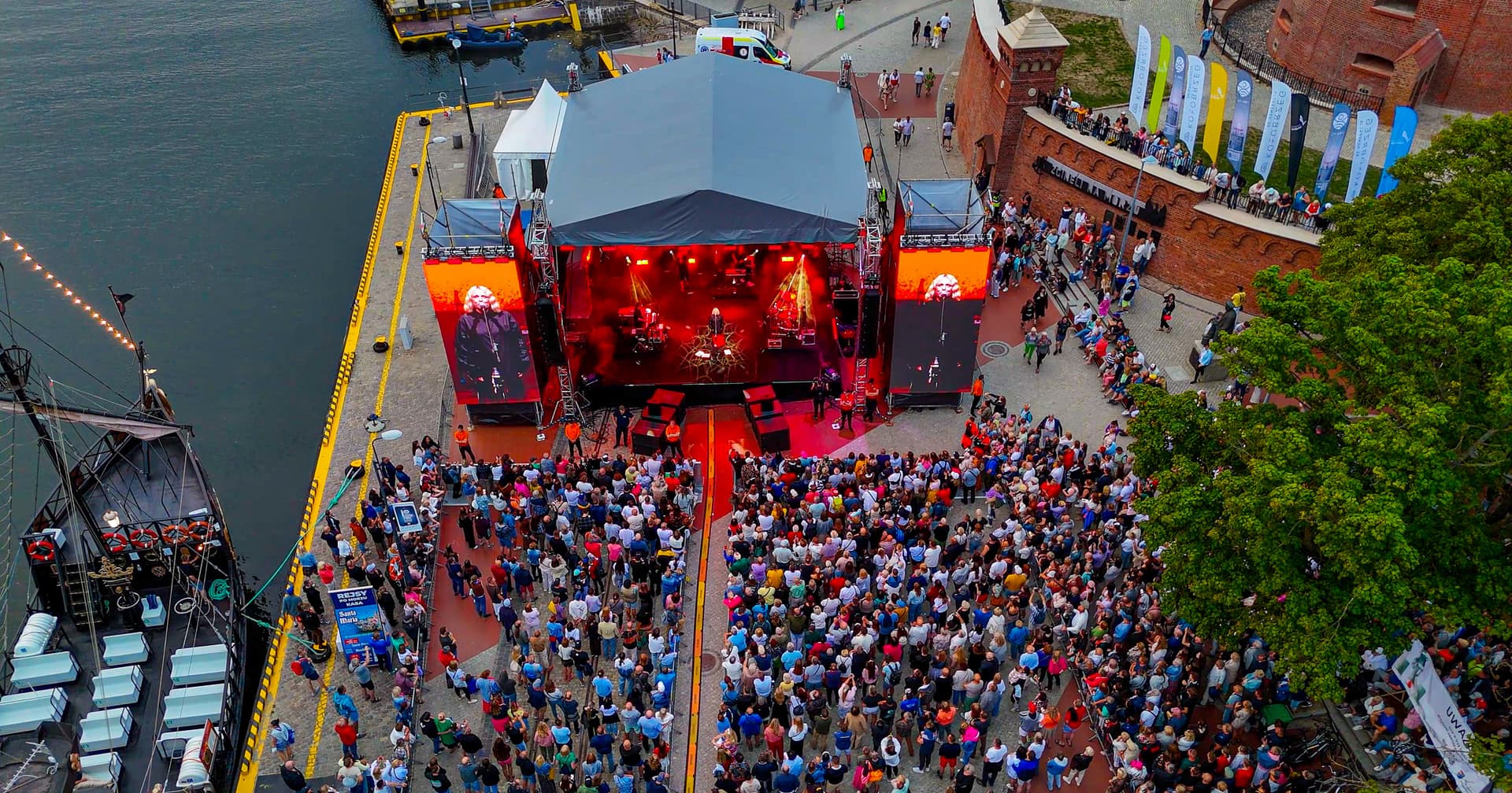 Bałtyk, silent disco i scena pełna artystów - ten festiwal chce zmienić sposób, w jaki przeżywamy kulturę