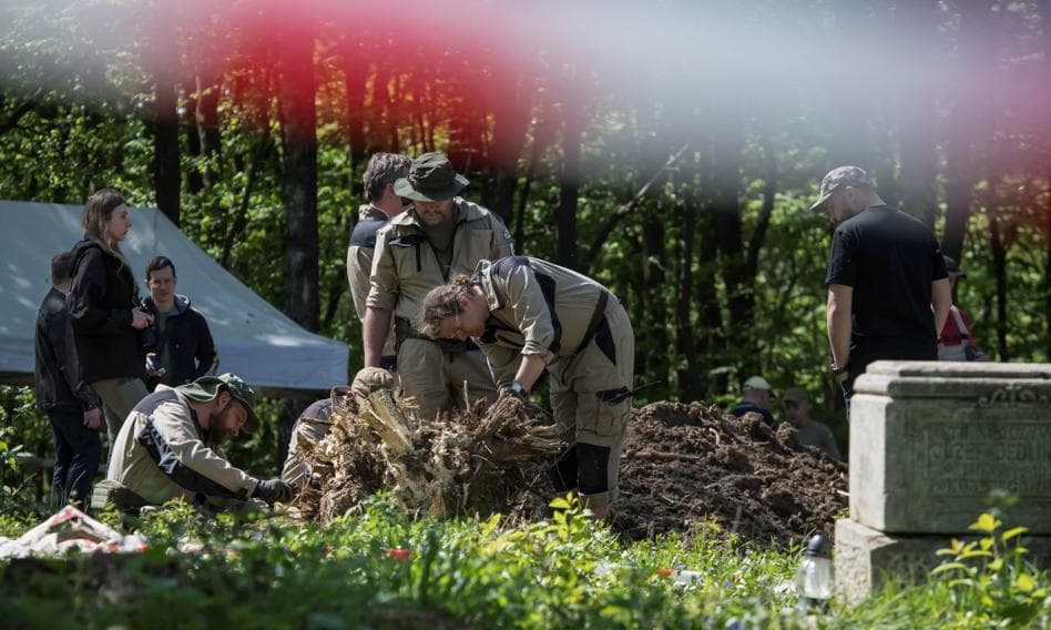 Odnaleziono szczątki blisko 40 ofiar Rzezi Wołyńskiej. „Ustalimy, jak zginęli mieszkańcy "