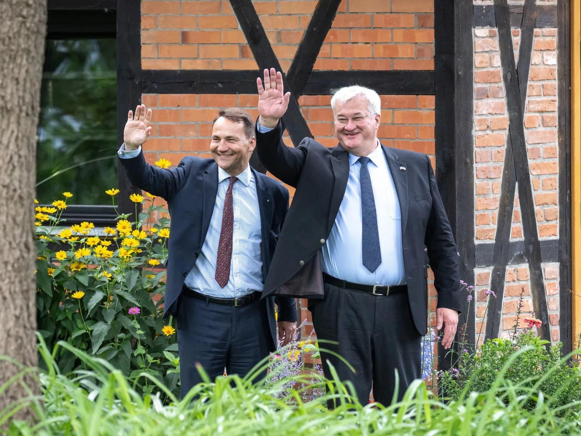 Rozmowy Sikorski-Sybiha. Szefowie MSZ przełamią spór?