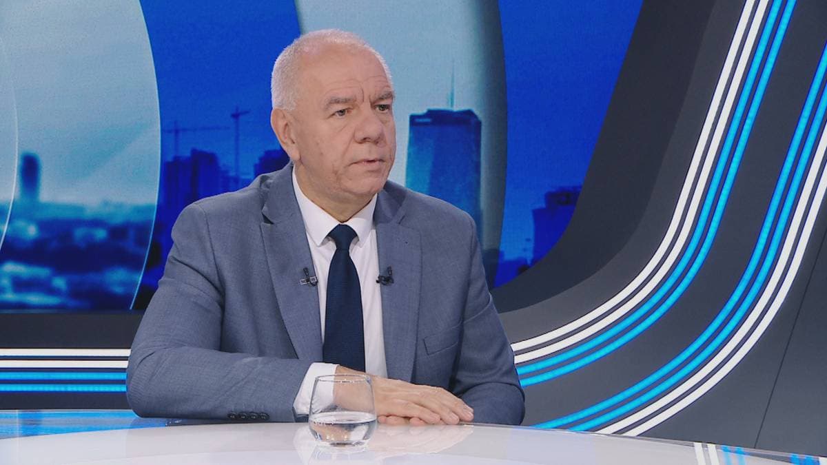 Ultimatum w PiS. Sasin: Dla jednego grilla nie warto rozbijać partii