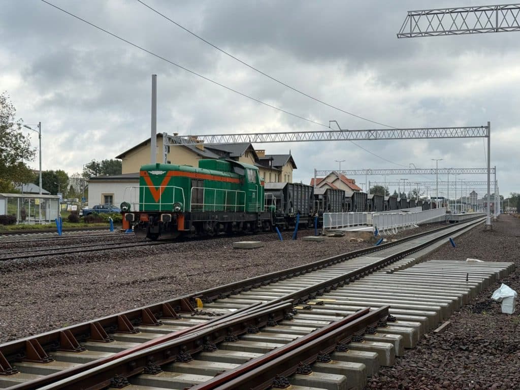 Kętrzyn budzi się do życia kolejowego! Od 14 grudnia 2025 pociągi wracają na zmodernizowaną linię Ełk – Olsztyn
