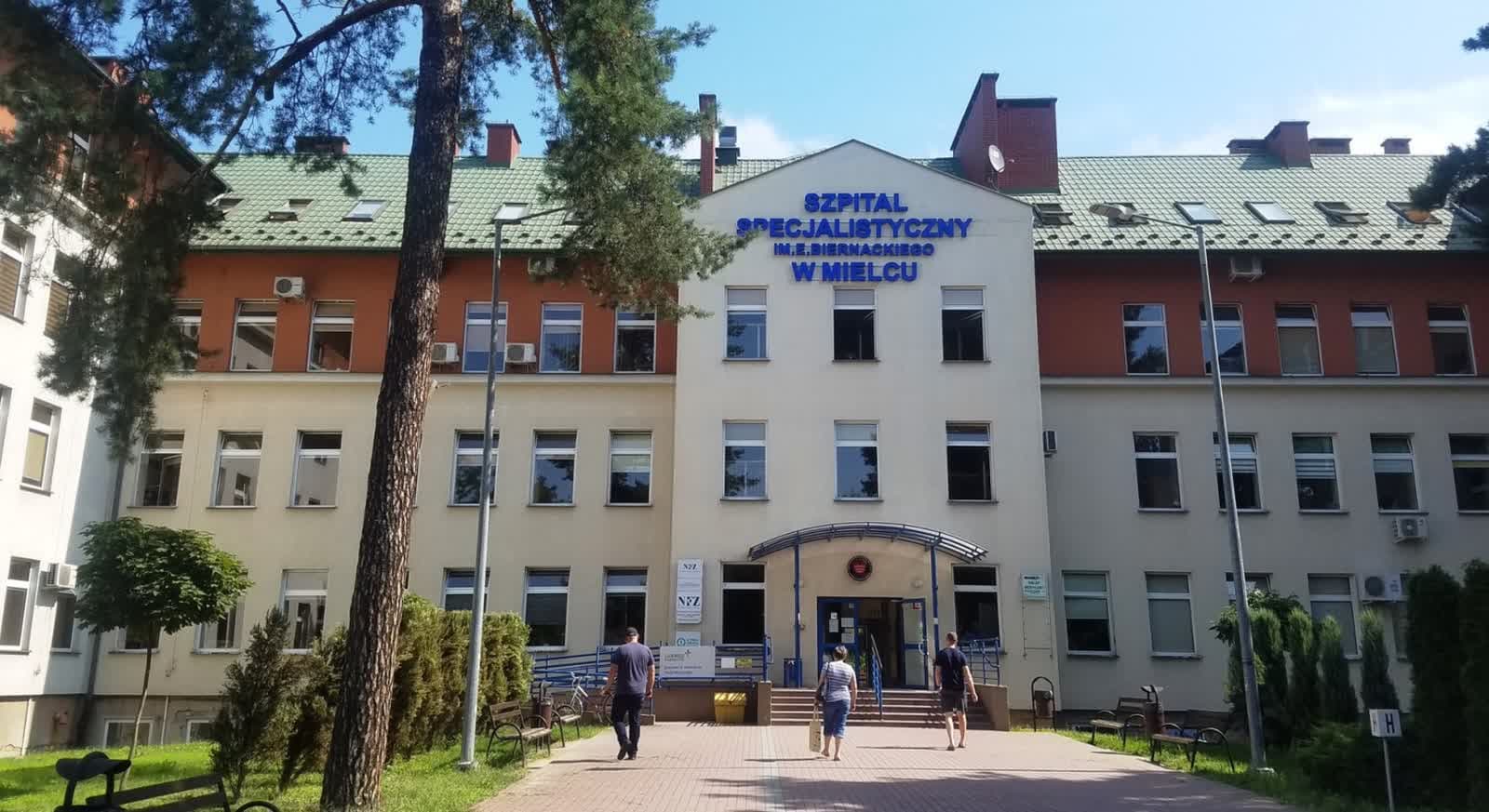 Mielec: Koniec darmowego postoju przy szpitalu w Mielcu?