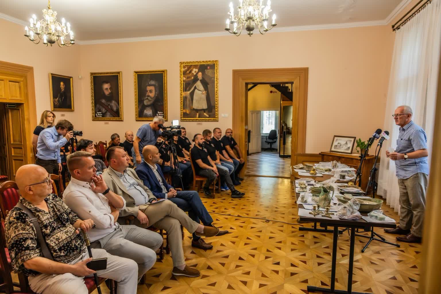 Read article: Mielec: Historyczne odkrycie na ziemi mieleckiej – Skarb Chorzelowski