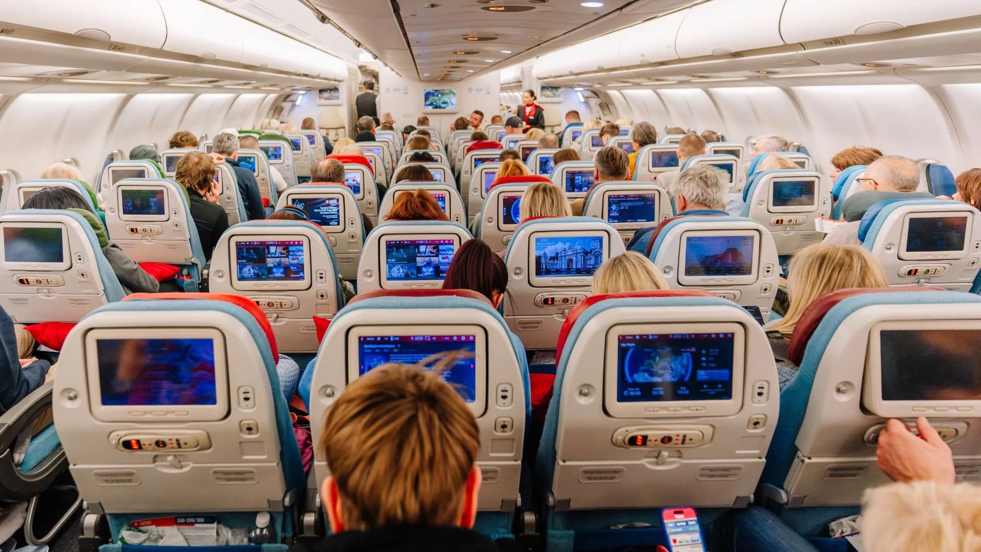 Jet lag to nie tylko problemy ze snem. Kiedy mnie dopadł, nie mogłam się powstrzymać