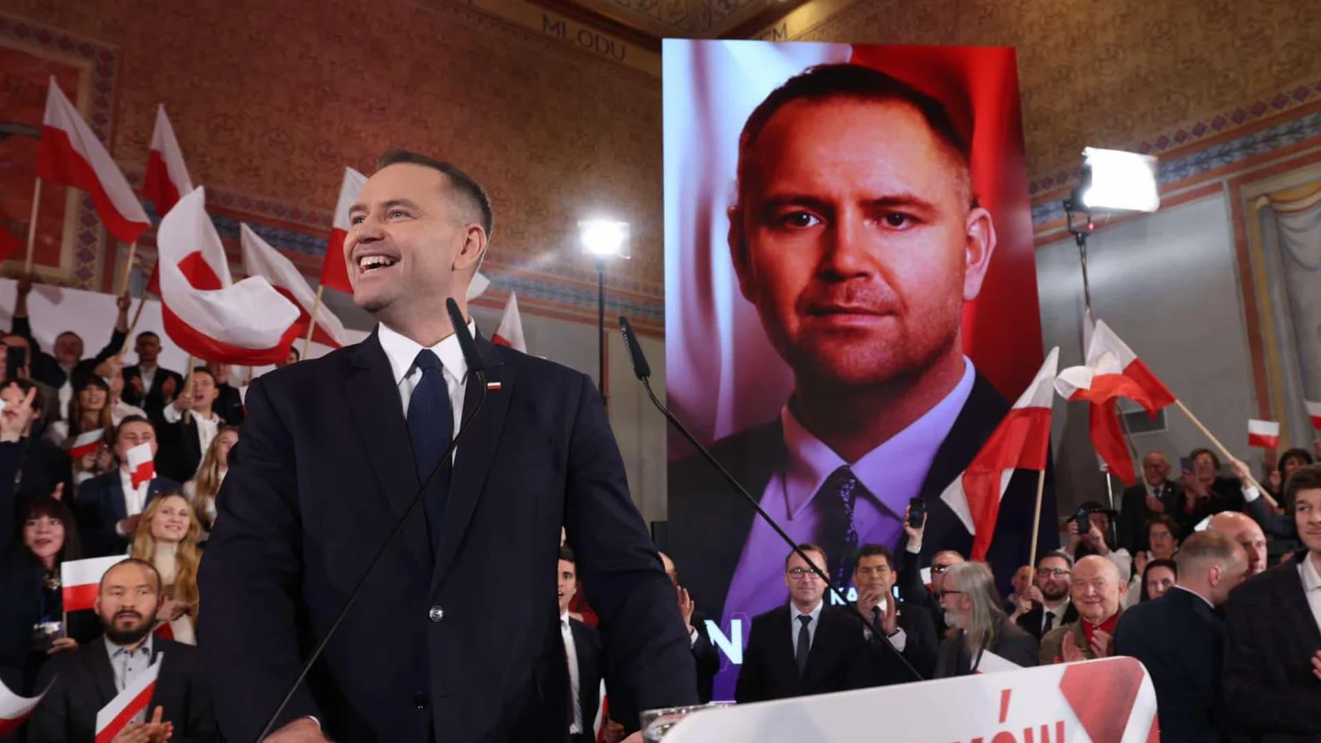 Ważny minister stawia Nawrockiemu trudne pytania. "Nie wezwano pomocy"