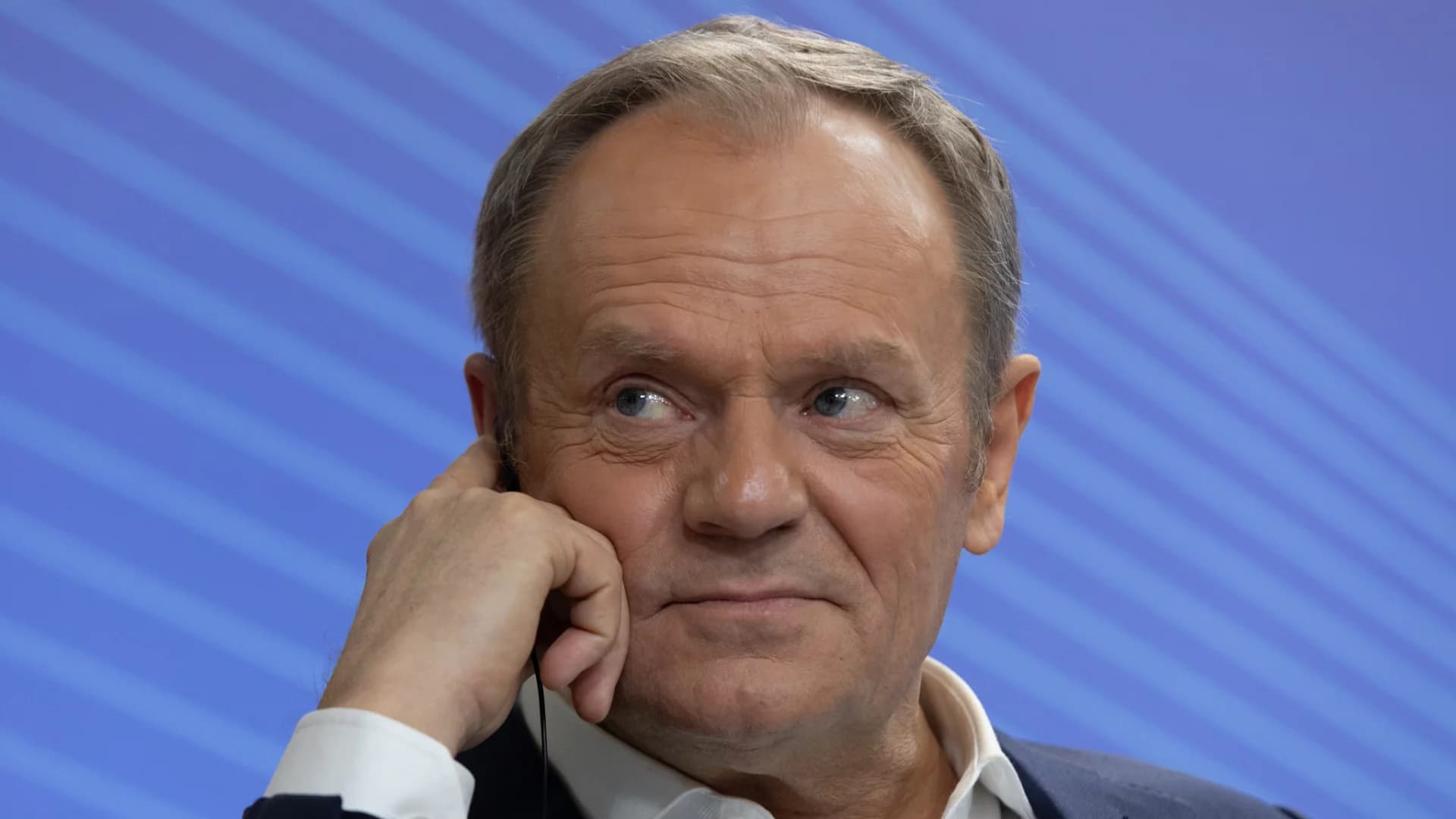 Donald Tusk pobiera trzy emerytury. Już miesięczny przelew z ZUS robi wrażenie